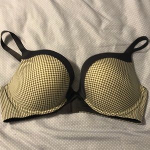 VS Sexy Push Up Bra 38D GREAT condition Grey & wht